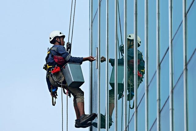 Plexisklo čisté a bez škrábanců: Průvodce údržbou